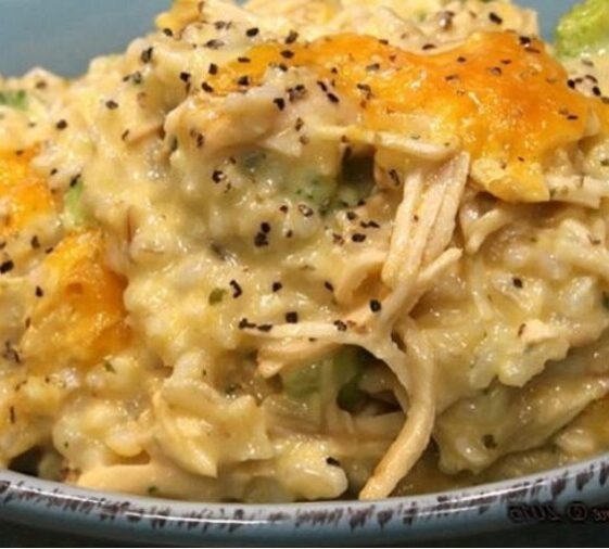 CREAMY CHICKEN & RICE CASSEROLE Phitip Recipes