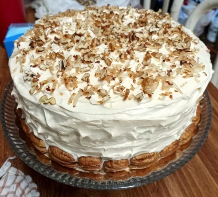 COCONUT CAKE WITH PINEAPPLE FILLING Phitip Recipes