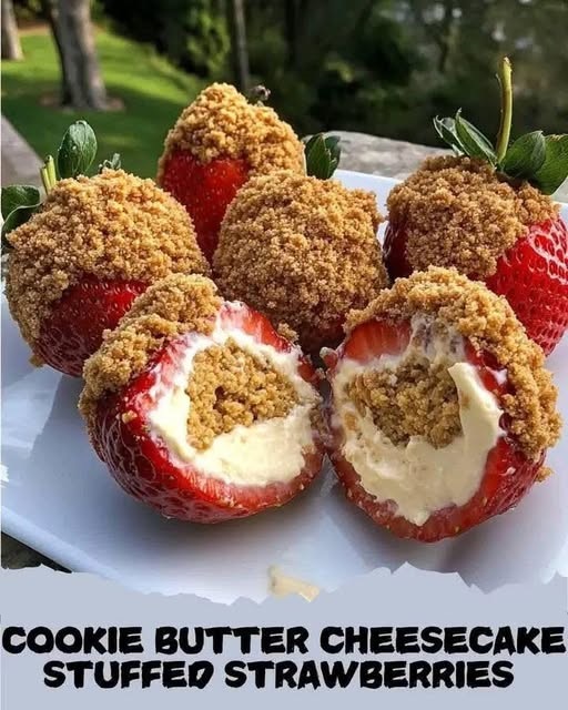 Fresh strawberries filled with creamy cookie butter cheesecake filling, topped with crushed cookies.